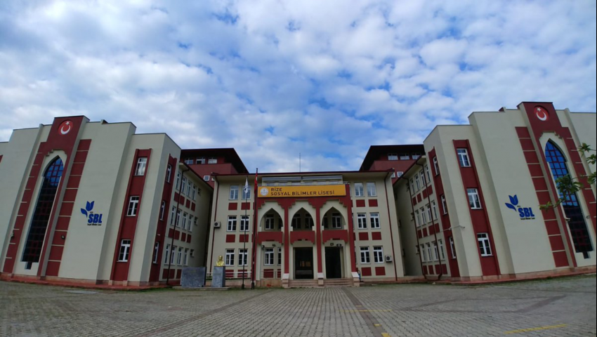 Rize Sosyal Bilimler Lisesi